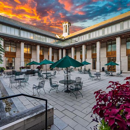 The Knight Center At Washington University University City Exteriör bild
